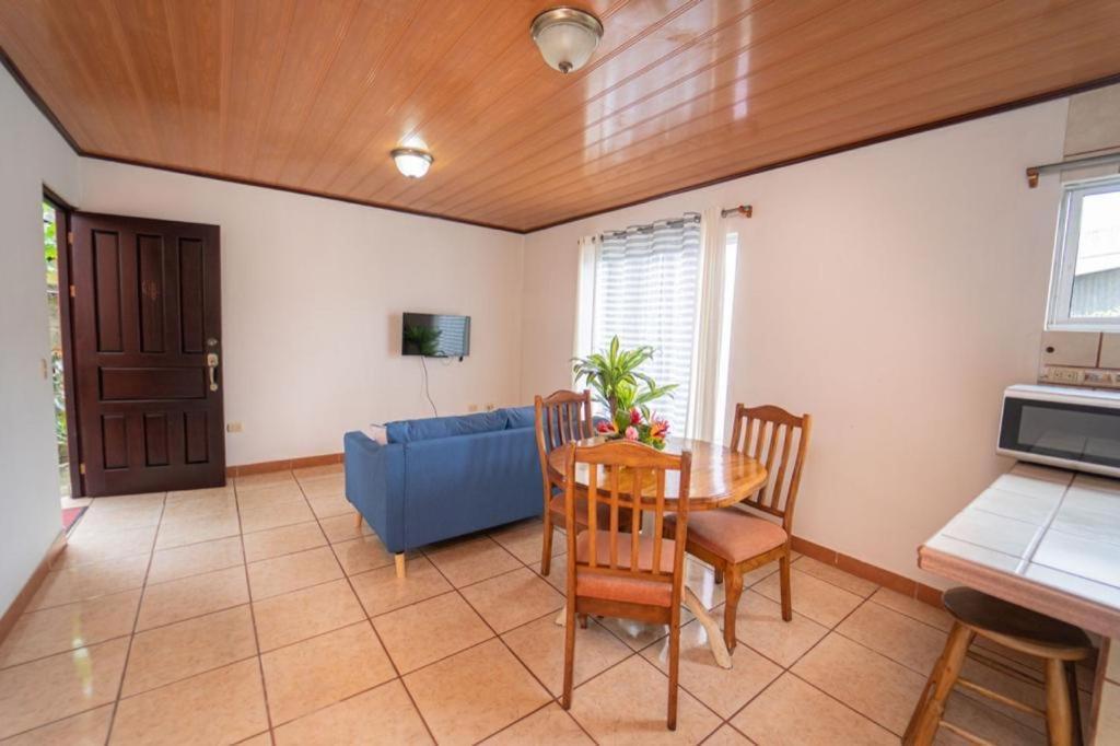 Apartamentos Cristal Кепос Екстериор снимка